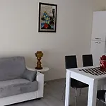 Apartman Lusitana Alloggi *