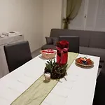Lusitana Alloggi Apartman *