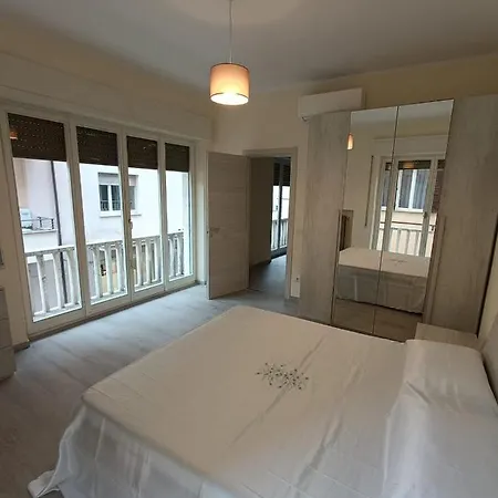Lusitana Alloggi Apartmán *