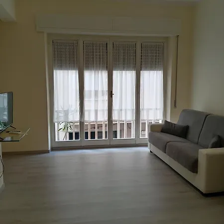 Lusitana Alloggi Apartamento Foligno